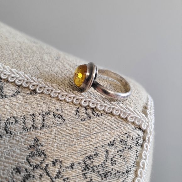 Sterling Silver 925 Amber Ring - Picture 4 of 4